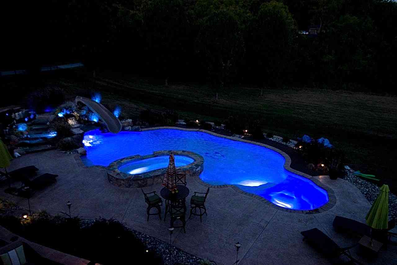 Color-Landscape-Lights-Blue-min