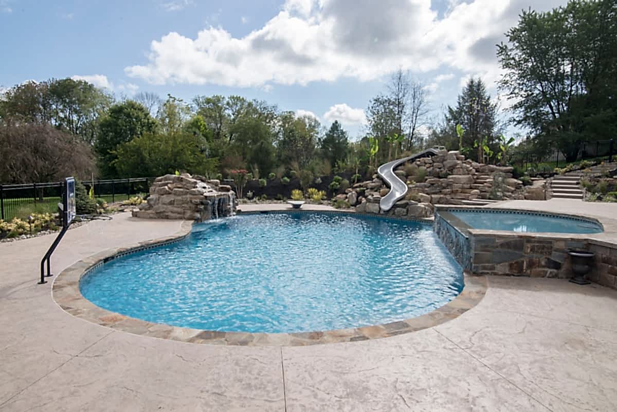Showcase Pool – Leonhardt